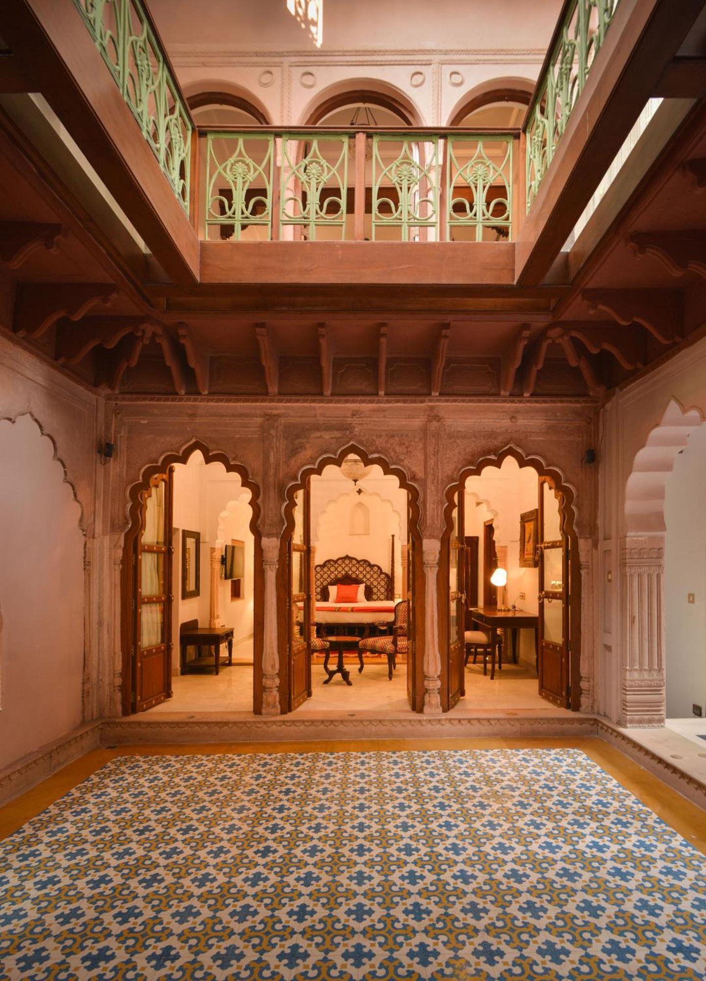 Camera Diwan-E-Khas - Haveli Dharampura