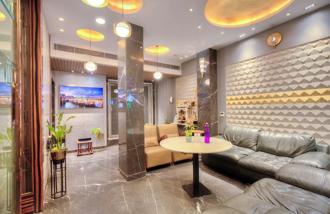 The Singh Empire, A Luxury Hotel, New Delhi-1